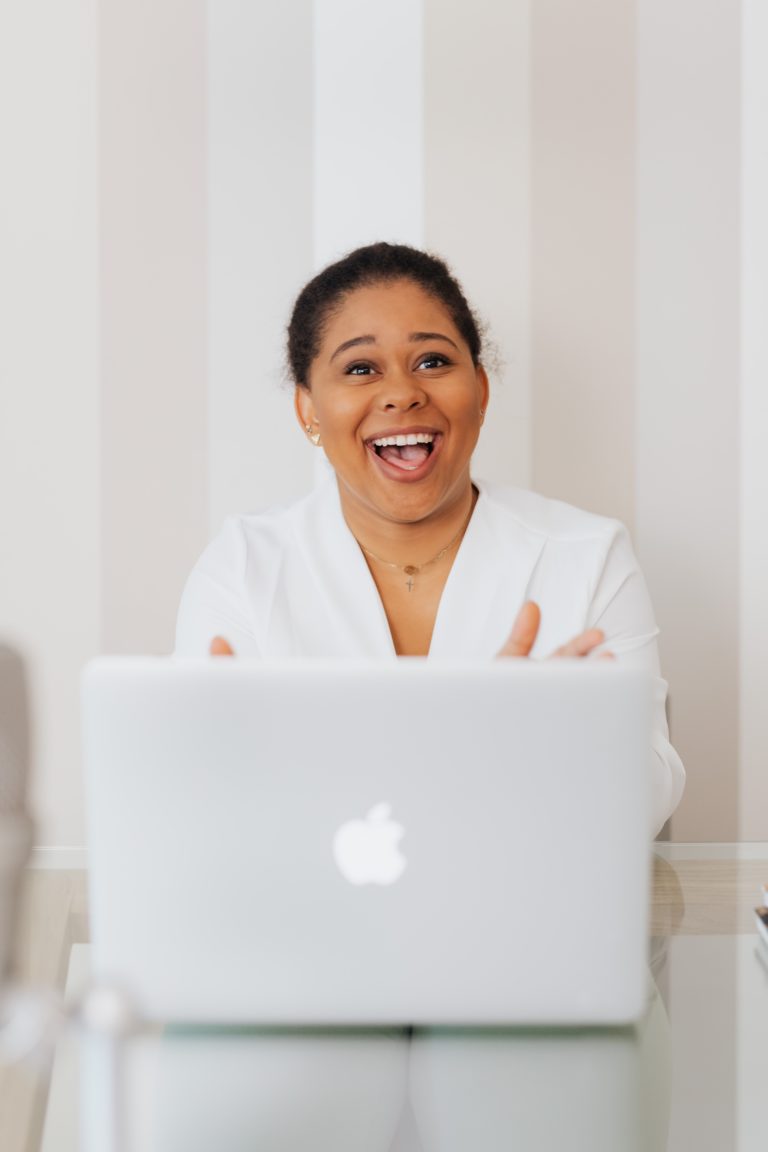 woman loves wasy to use webinar software